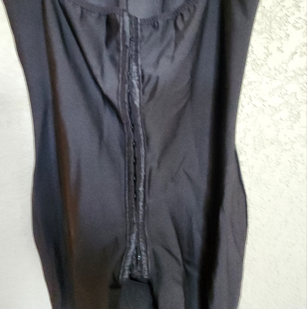 ISAVELA comprexx wear shapewear full body size XL - Picture 4 of 6